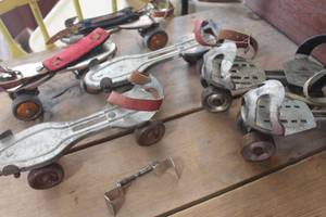 lot 4525 image: Vintage Roller Skates