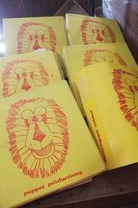 lot 4530 image: Vintage Puppet Skits Sets
