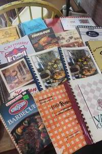 lot 4531 image: Box of Church Cookbooks & More