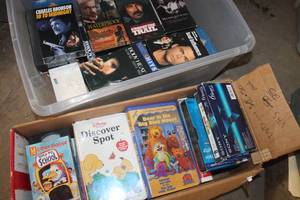 lot 4535 image: Large Lot of VHS Movies and More