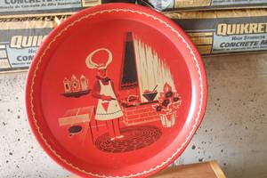 lot 4560 image: Vintage Metal Tray 16 wide