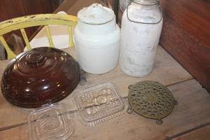 lot 4570 image: Vintage Trivet, Crock and More