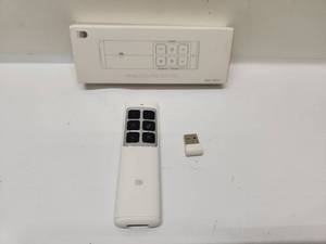 lot 6 image: Wireless Presenter Remote Control with USB Receiver Model DBT914