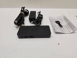 lot 30 image: Dell Docking Station DUAL Display Support USB HDMI VGA