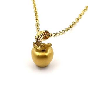 lot 4024 image: 18k Gold Apple Pendant Necklace