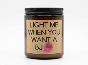 lot 4045 image: KISSHAKE Scented Candle