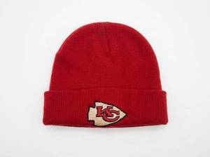 lot 64092 image: Kansas City Chiefs Knit Beanie Red