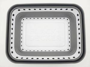lot 64122 image: BlackDecker Collapsible Laundry Basket