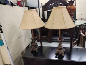 lot 25851 image: Set of 2 Table Lamps with Metal Base and Cream Shade