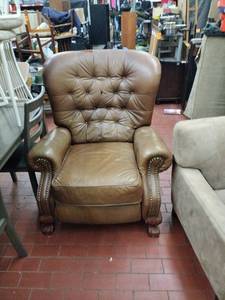lot 25870 image: Leather Wingback Recliner Chair w Nailhead Trim