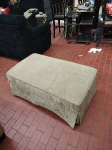 lot 25872 image: Alan White Upholstered Storage Ottoman Bench Cream Ribbed