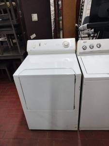 lot 25879 image: Maytag MDG9606BWW Gas Clothes Dryer