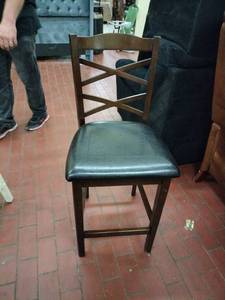 lot 25888 image: Wooden Counter Height Bar Stool w Black Leather Seat