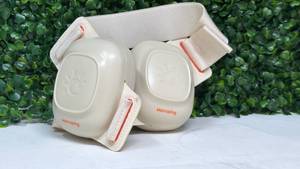 lot 117 image: Mamazing Baby Ear Muffs Noise Protection - Retail $0