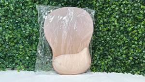lot 125 image: Mouse pad  - Retail $0