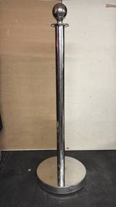 lot 186 image: Chrome Ball Top Stanchion Post with Round Base - Retail $0