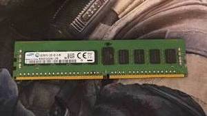 lot 211 image: Samsung 8GB DDR3 RAM Memory Module M391B1G73QH0-YK0 - Retail $0