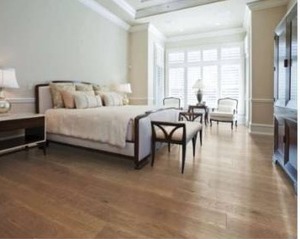 lot 21018 image: Mohawk Rust Hickory Hardwood Flooring 7.5in x RL-Retail $10.69Sq Ft