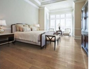 lot 21046 image: Mohawk Rust Hickory Hardwood Flooring 7.5in x RL-Retail $10.69Sq Ft