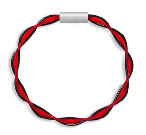 lot 124 image: Stringlet Brand Tennis String AC DC Twist Bracelets - 4pk