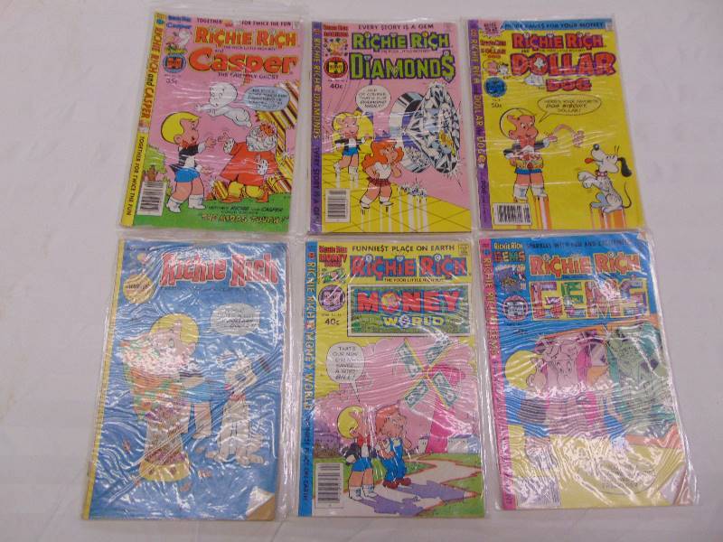 lot 2097 image: 13 Richie Rich Comics