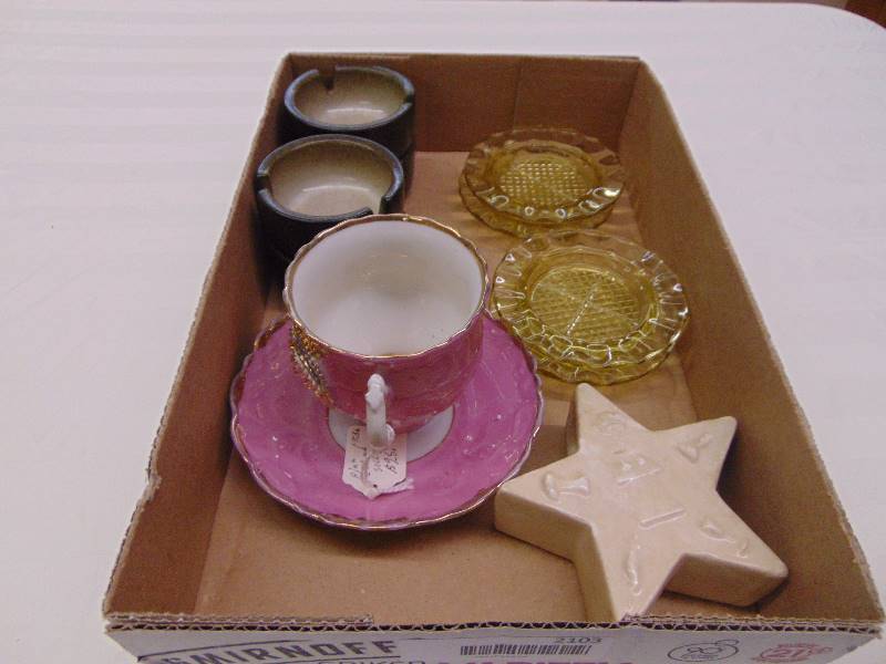 lot 2103 image: Misc. Glassware