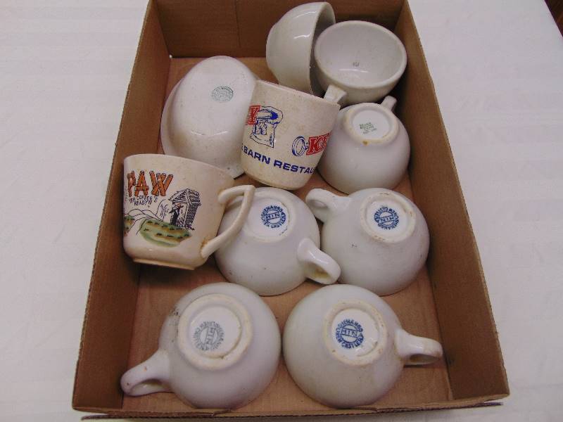 lot 2104 image: Restaurantware - Shenango etc.