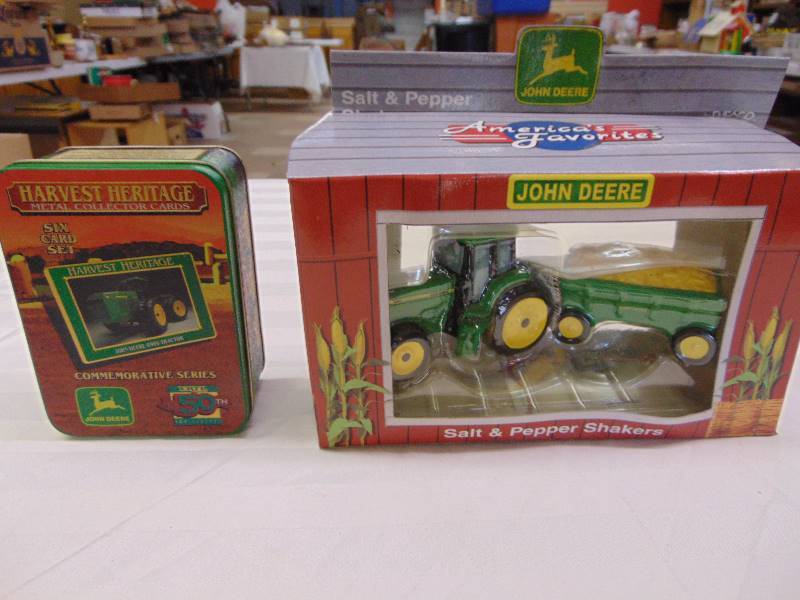 lot 2119 image: John Deere Collection