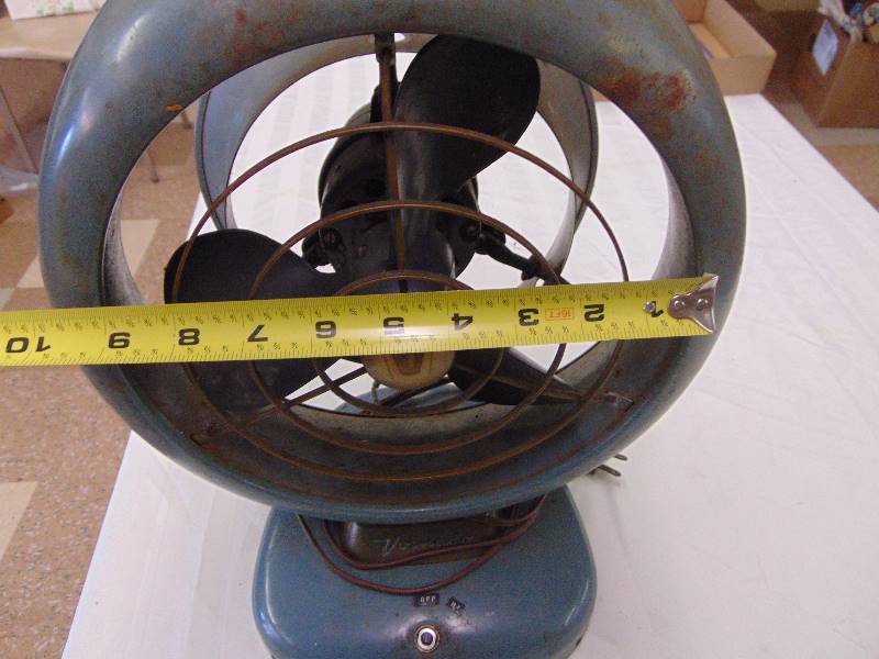 lot 2131 image: Vornado Fan