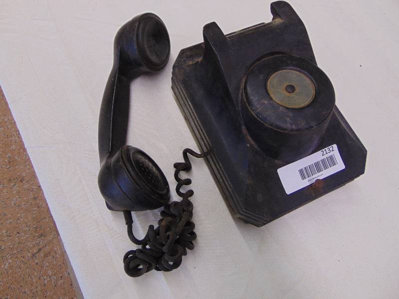 lot 2132 image: Antique Black Phone