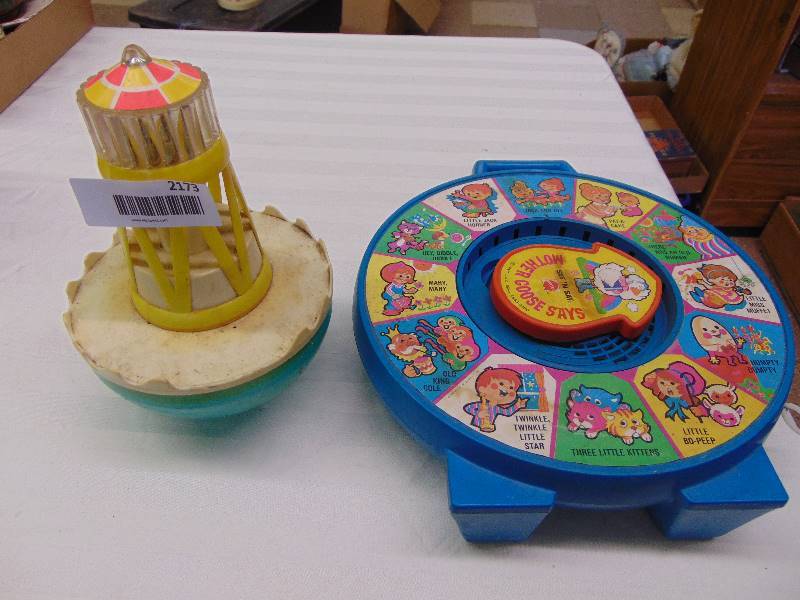 lot 2173 image: Toys
