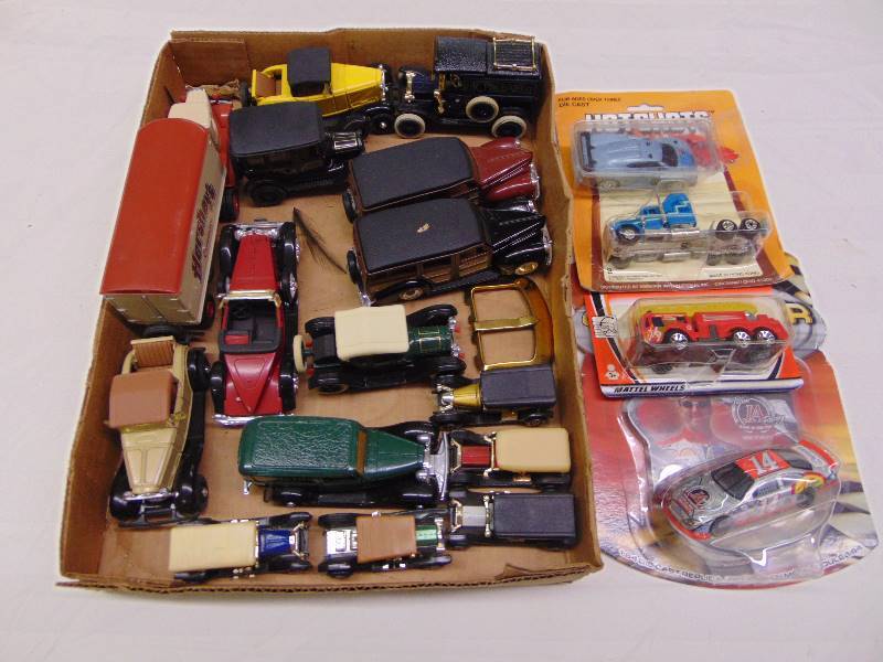 lot 2205 image: Metal Toy Cars
