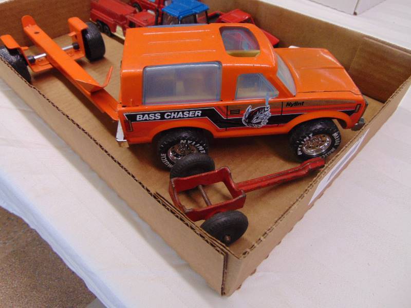 lot 2206 image: Toy Vehicles, etc.