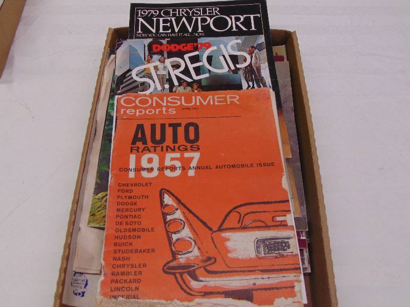 lot 2219 image: Vehicle CalendarsMagazines