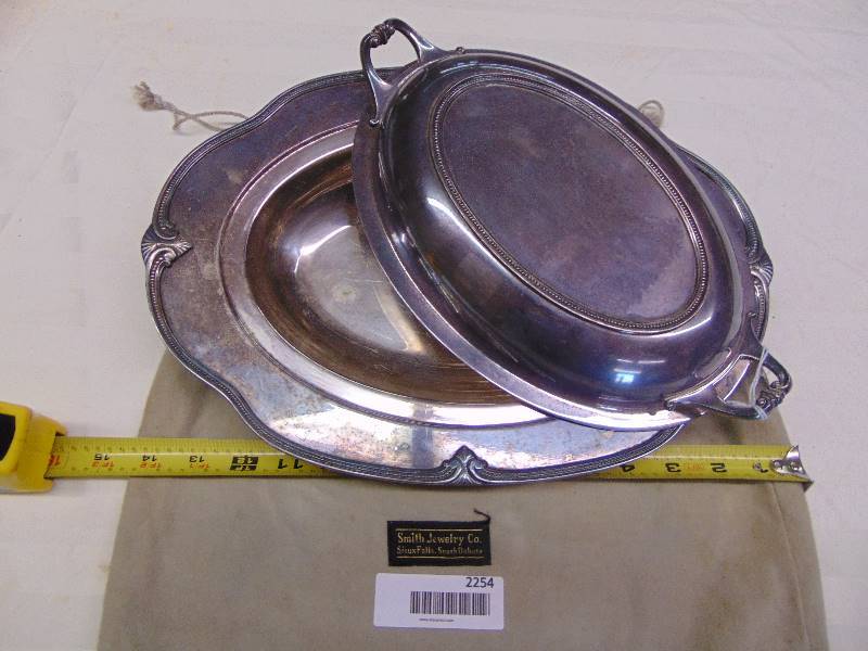 lot 2254 image: Silver Plate Set in Bag