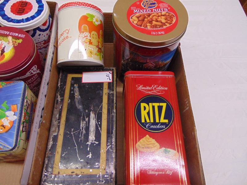 lot 2257 image: Tin Lot