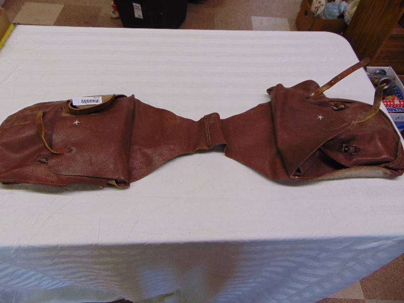 lot 2277 image: Saddle Bag