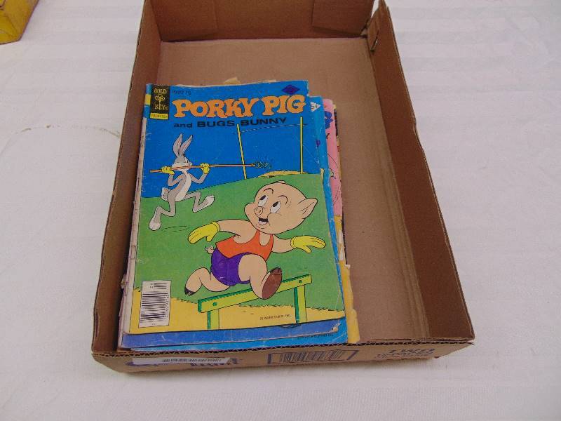 lot 2285 image: Comics