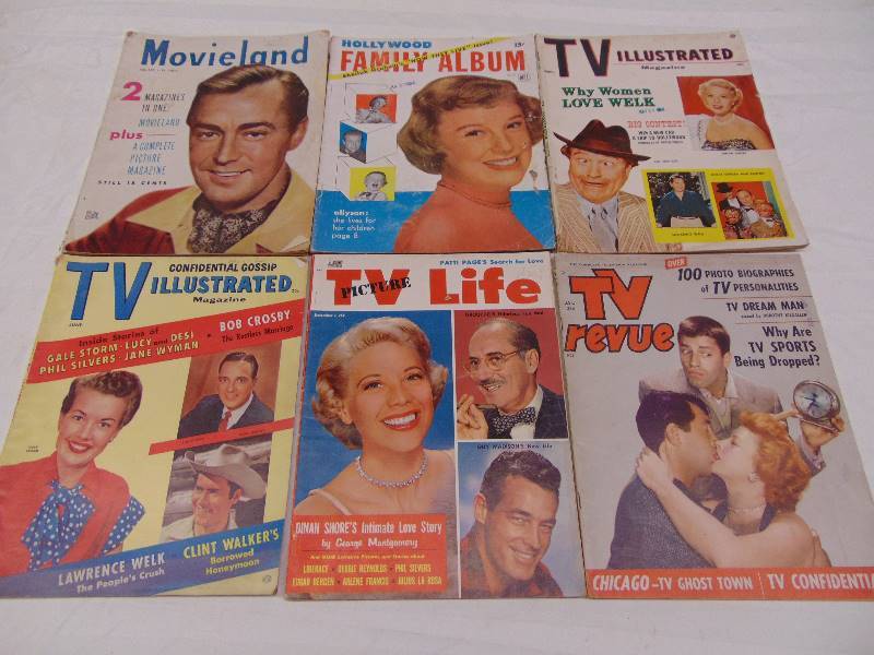 lot 2290 image: TV Radio Album Magazines