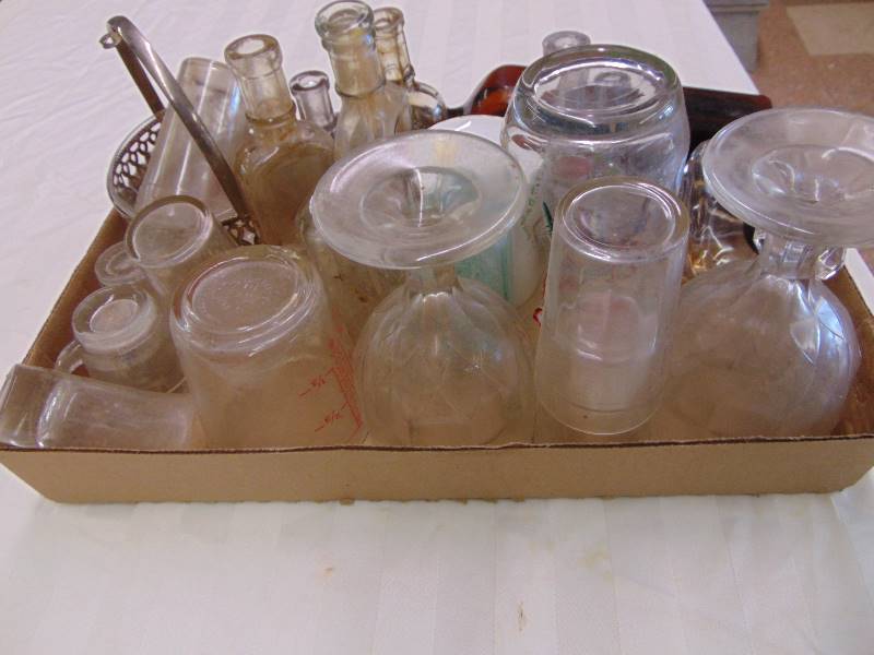 lot 2318 image: Misc. Glass Items