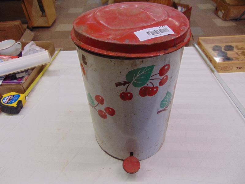 lot 2347 image: Tin Apple Trashcan