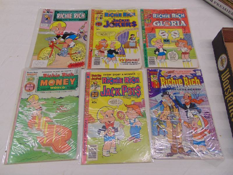 lot 2229 image: Richie Rich Comics
