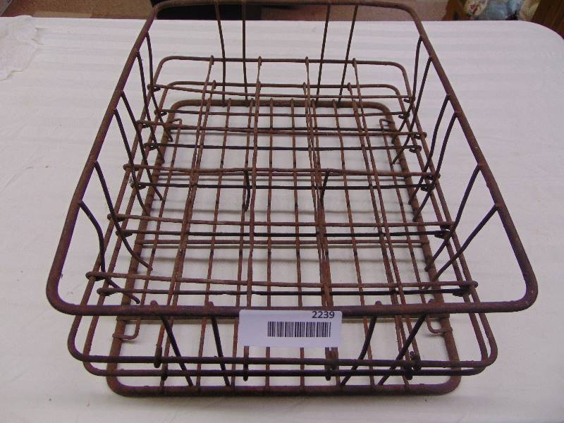 lot 2239 image: Metal Rack
