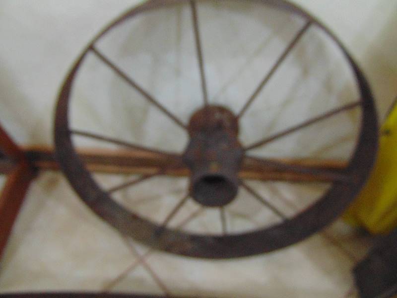 lot 2451 image: Iron Wheel