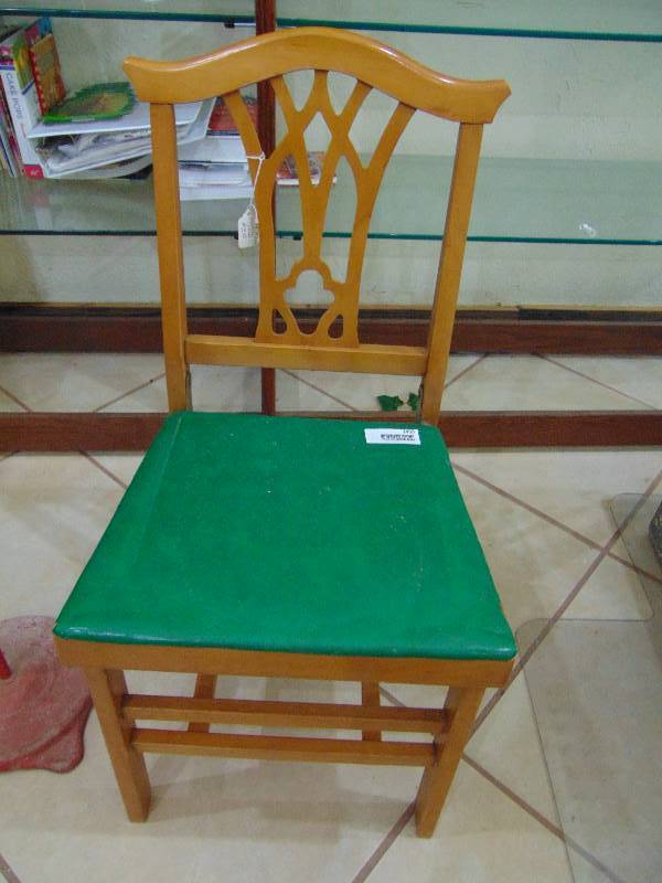 lot 2455 image: Chair