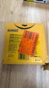 lot 143 image: DeWALT 5 (125mm) Random Orbit Palm Sander Pad DW4388 - Retail $20