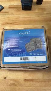 lot 166 image: ArtyCan Car Seat Cover CS205 Black Polypropylene Water Repellent - Retail $20