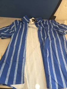 lot 2521 image: Medium Mens Blue Button Up - Retail $0