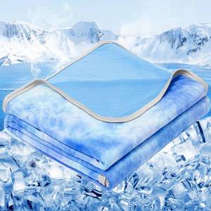lot 2715 image: inhand Cooling Blanket Twin(60x80, Blue) College Dorm Essentials for Girl - Retail $18