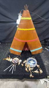 lot 10 image: Illuminated Teepee Tent Decoration with Dreamcatcher Accents